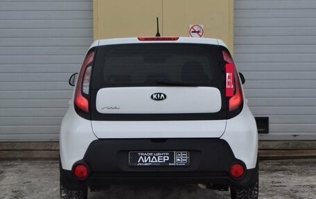 KIA Soul II рестайлинг, 2015 год, 1 490 000 рублей, 8 фотография