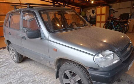 Chevrolet Niva I рестайлинг, 2005 год, 200 000 рублей, 8 фотография