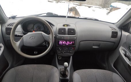 Hyundai Accent II, 2002 год, 230 000 рублей, 9 фотография