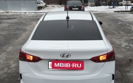 Hyundai Solaris II рестайлинг, 2021 год, 1 100 000 рублей, 7 фотография