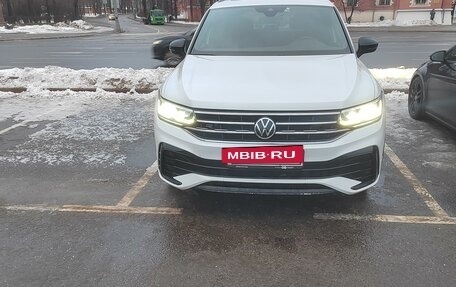 Volkswagen Tiguan II, 2022 год, 4 250 000 рублей, 14 фотография