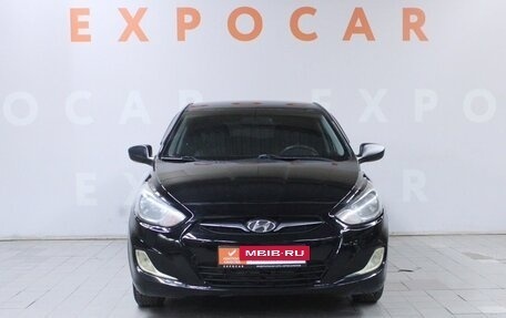 Hyundai Solaris II рестайлинг, 2013 год, 830 000 рублей, 2 фотография