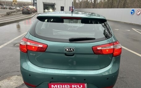 KIA Rio III рестайлинг, 2013 год, 1 200 000 рублей, 23 фотография