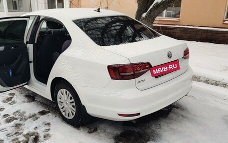 Volkswagen Jetta VI, 2017 год, 1 300 000 рублей, 2 фотография