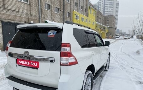 Toyota Land Cruiser Prado 150 рестайлинг 2, 2016 год, 4 000 000 рублей, 6 фотография