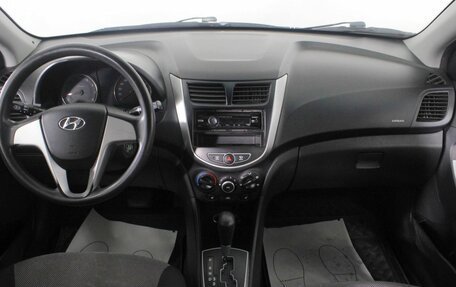 Hyundai Solaris II рестайлинг, 2011 год, 575 000 рублей, 11 фотография