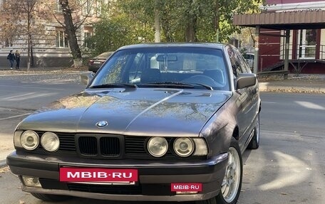 BMW 5 серия, 1989 год, 400 000 рублей, 2 фотография