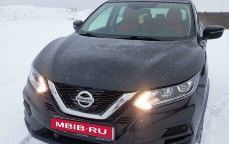 Nissan Qashqai, 2021 год, 3 000 000 рублей, 2 фотография