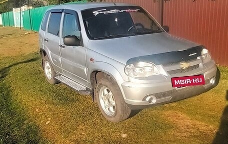 Chevrolet Niva I рестайлинг, 2004 год, 300 000 рублей, 2 фотография