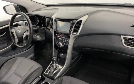 Hyundai i30 II рестайлинг, 2013 год, 999 000 рублей, 13 фотография