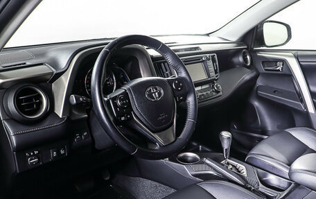 Toyota RAV4, 2013 год, 2 476 000 рублей, 15 фотография