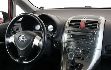 Toyota Auris II, 2008 год, 670 000 рублей, 11 фотография