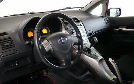 Toyota Auris II, 2008 год, 670 000 рублей, 13 фотография