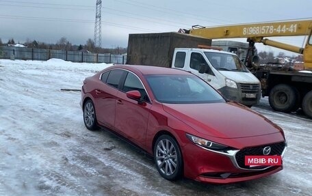 Mazda 3, 2019 год, 2 100 000 рублей, 2 фотография