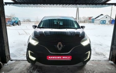 Renault Kaptur I рестайлинг, 2018 год, 1 800 000 рублей, 2 фотография