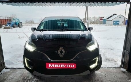 Renault Kaptur I рестайлинг, 2018 год, 1 800 000 рублей, 13 фотография