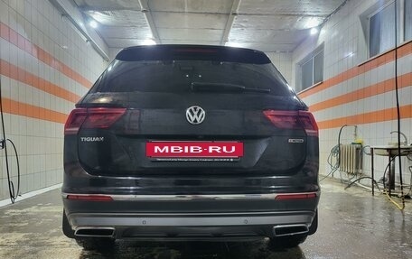 Volkswagen Tiguan II, 2019 год, 3 550 000 рублей, 13 фотография