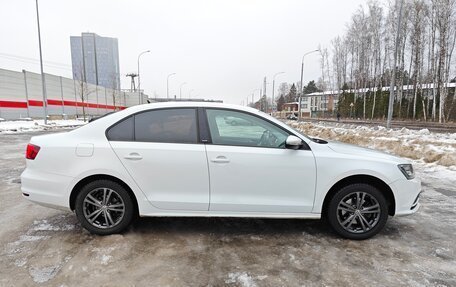 Volkswagen Jetta VI, 2016 год, 1 570 000 рублей, 3 фотография