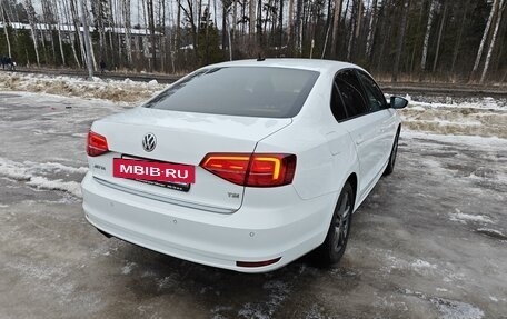 Volkswagen Jetta VI, 2016 год, 1 570 000 рублей, 4 фотография