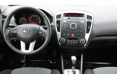 KIA cee'd I рестайлинг, 2011 год, 850 000 рублей, 7 фотография