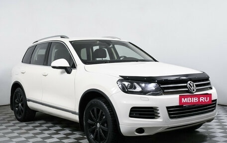 Volkswagen Touareg III, 2011 год, 2 049 000 рублей, 3 фотография