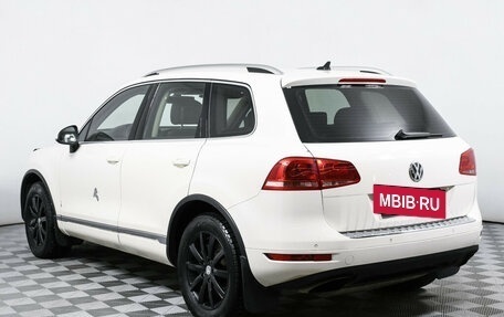 Volkswagen Touareg III, 2011 год, 2 049 000 рублей, 7 фотография