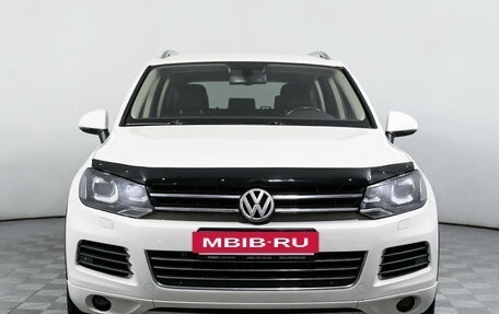 Volkswagen Touareg III, 2011 год, 2 049 000 рублей, 2 фотография