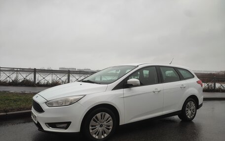 Ford Focus III, 2017 год, 749 000 рублей, 2 фотография