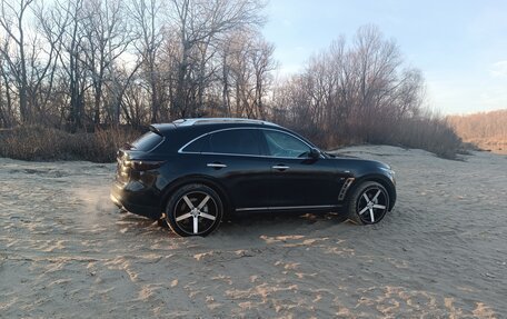 Infiniti QX70, 2017 год, 2 770 000 рублей, 2 фотография