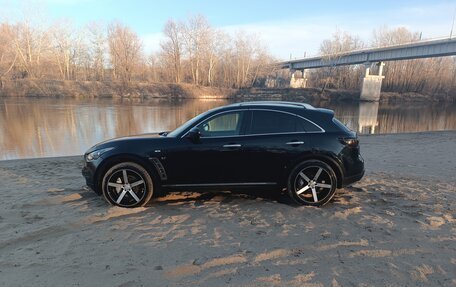 Infiniti QX70, 2017 год, 2 770 000 рублей, 17 фотография