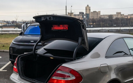 Mercedes-Benz CLK-Класс, 2003 год, 779 000 рублей, 24 фотография