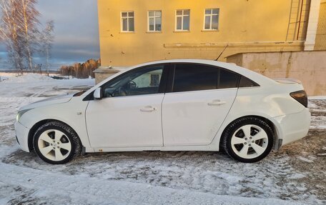 Chevrolet Cruze II, 2009 год, 645 000 рублей, 8 фотография