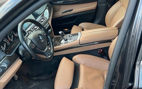 BMW 7 серия, 2012 год, 2 390 000 рублей, 12 фотография