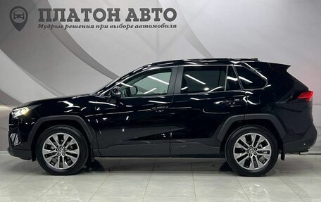 Toyota RAV4, 2021 год, 3 848 000 рублей, 12 фотография