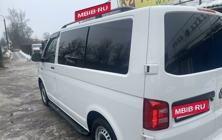 Volkswagen Transporter T6 рестайлинг, 2017 год, 2 600 000 рублей, 3 фотография