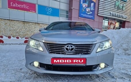 Toyota Camry, 2012 год, 1 998 000 рублей, 2 фотография