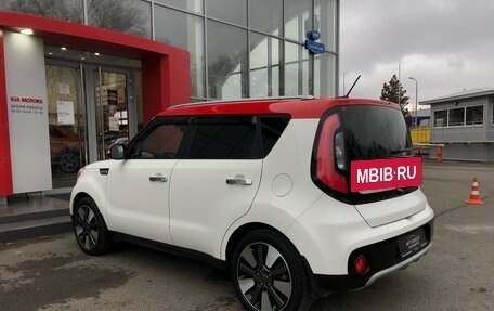 KIA Soul II рестайлинг, 2018 год, 1 787 000 рублей, 8 фотография