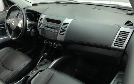 Mitsubishi Outlander III рестайлинг 3, 2012 год, 1 249 000 рублей, 6 фотография