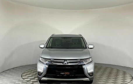 Mitsubishi Outlander III рестайлинг 3, 2018 год, 1 850 000 рублей, 2 фотография