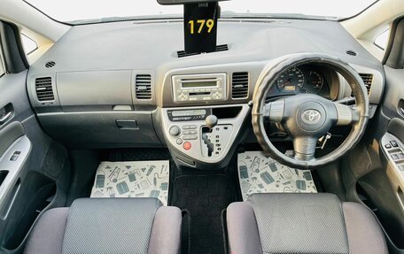 Toyota Wish II, 2003 год, 999 000 рублей, 18 фотография