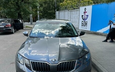 Skoda Octavia, 2017 год, 2 100 000 рублей, 2 фотография