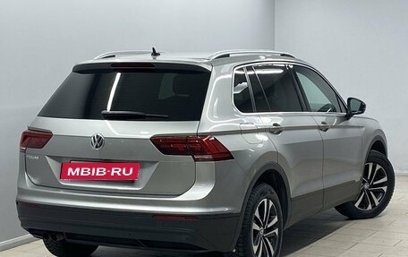 Volkswagen Tiguan II, 2019 год, 2 190 000 рублей, 4 фотография