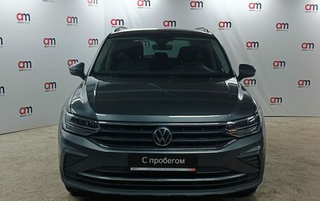 Volkswagen Tiguan II, 2021 год, 2 749 000 рублей, 2 фотография