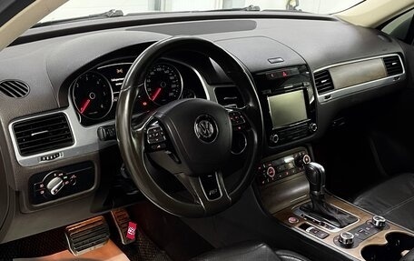 Volkswagen Touareg III, 2013 год, 2 499 000 рублей, 8 фотография