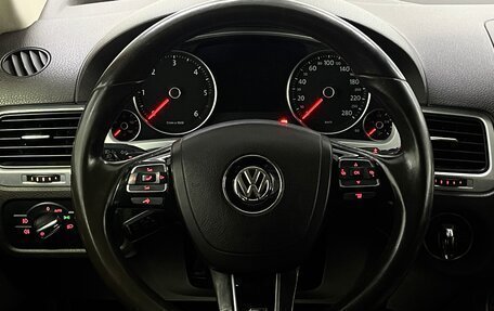 Volkswagen Touareg III, 2013 год, 2 499 000 рублей, 12 фотография