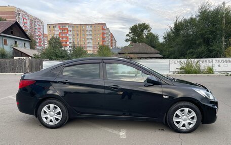 Hyundai Solaris II рестайлинг, 2011 год, 900 000 рублей, 5 фотография