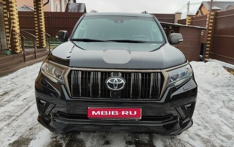 Toyota Land Cruiser Prado 150 рестайлинг 2, 2021 год, 7 500 000 рублей, 1 фотография