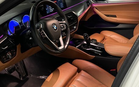 BMW 5 серия, 2018 год, 4 500 000 рублей, 16 фотография