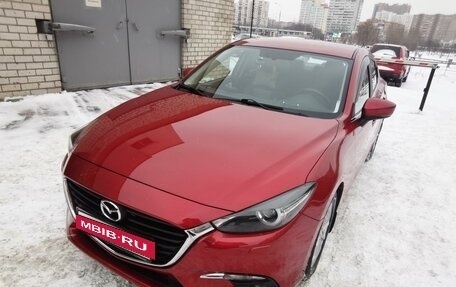 Mazda 3, 2018 год, 1 650 000 рублей, 2 фотография