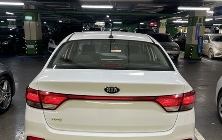 KIA Rio IV, 2017 год, 1 400 000 рублей, 6 фотография